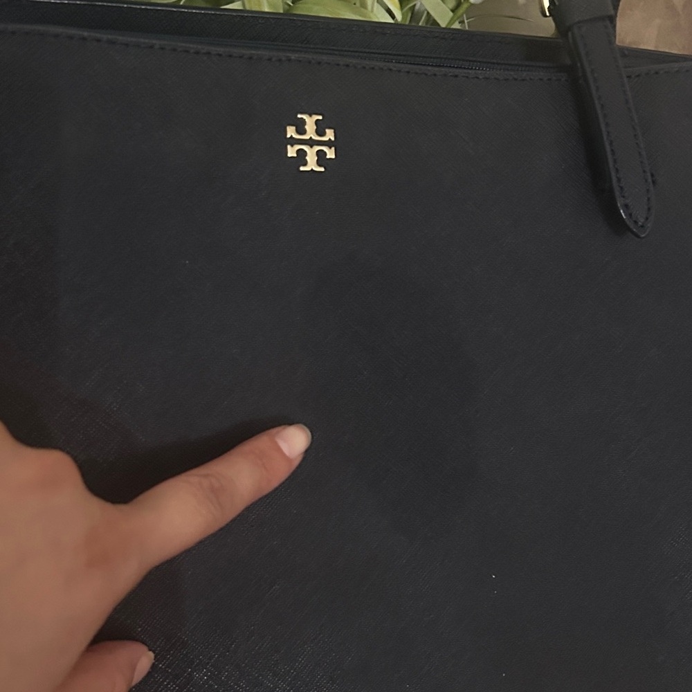 TORY BURCH Saffiano Leather York Buckle Tote - Picture 10 of 13